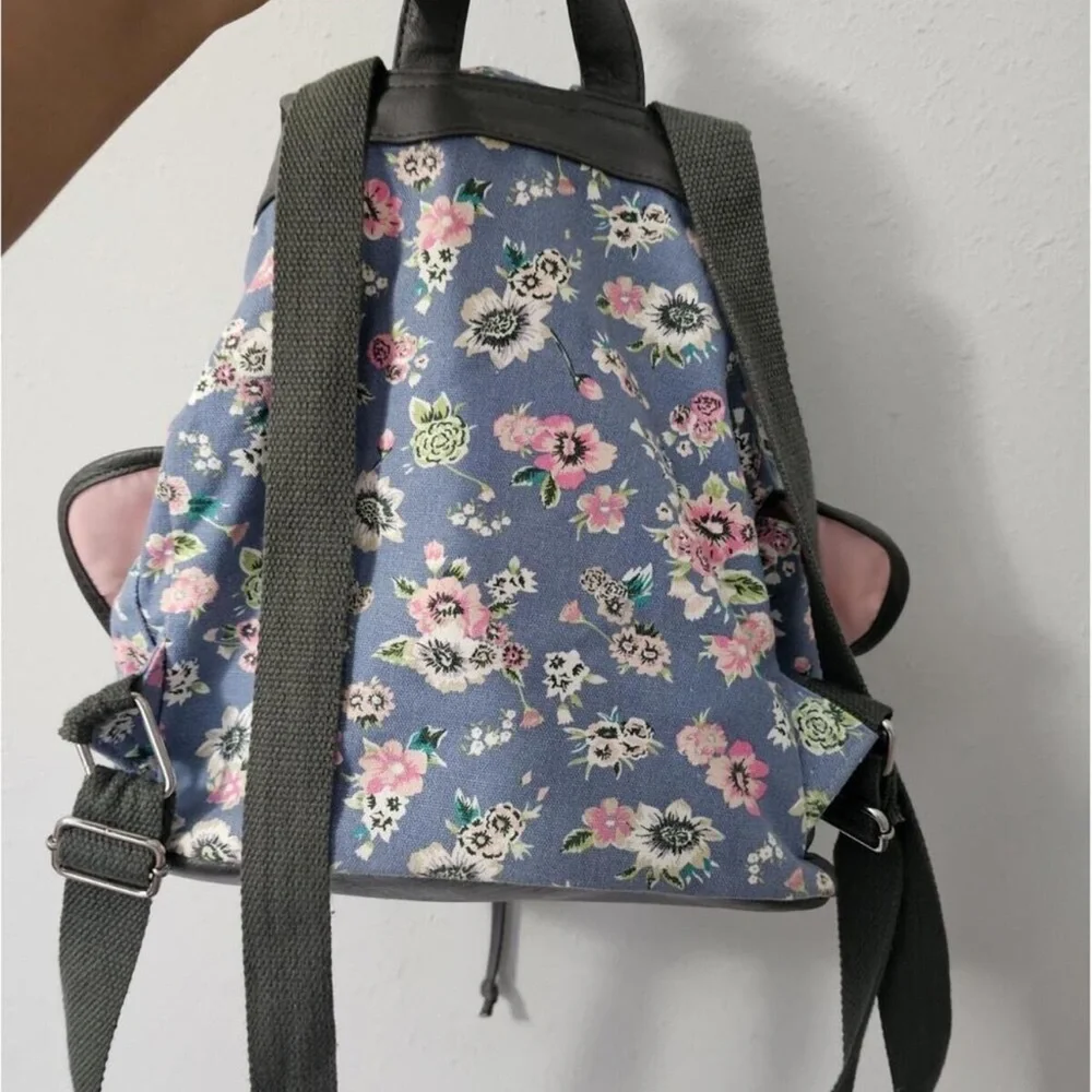 VINTAGE Candie's Blue Floral Canvas Backpack with Black Trim